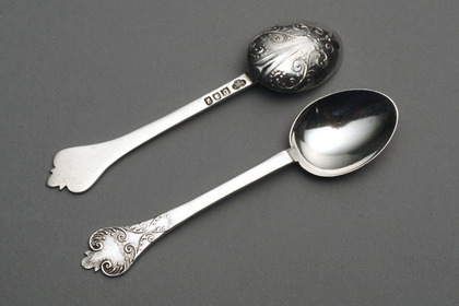 Antique Silver Trefid Teaspoon Set (6)